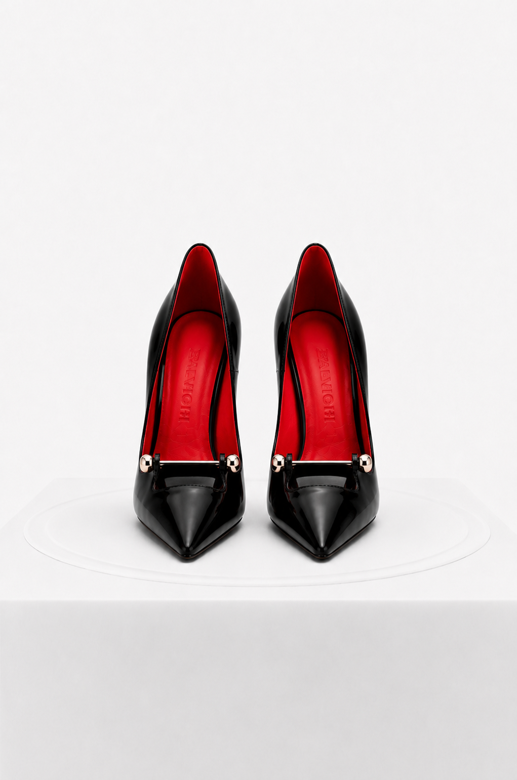 Oia Pin Pumps